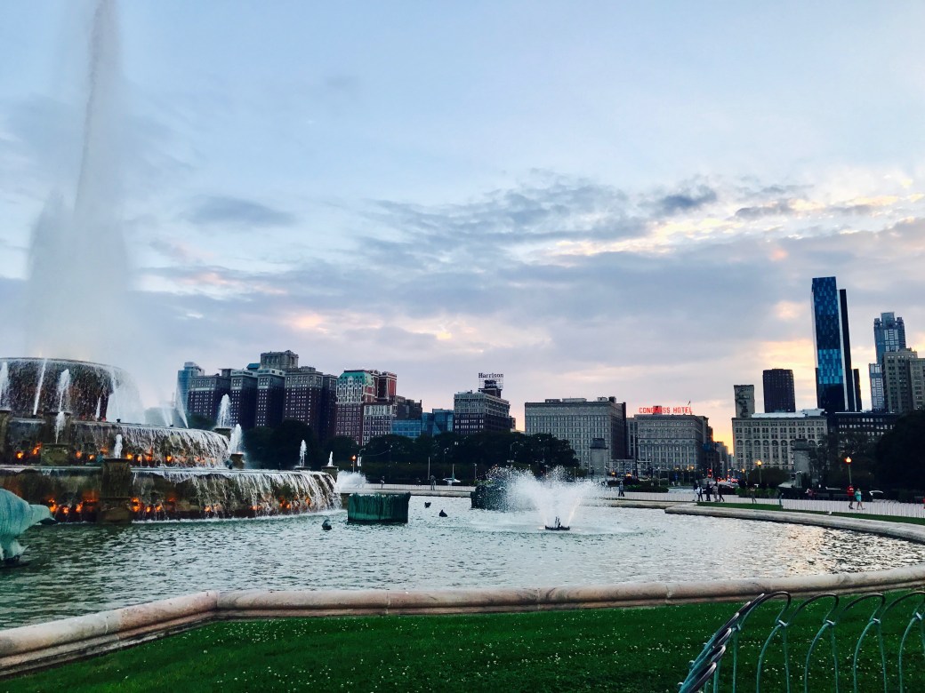 Buckingham fountain 2